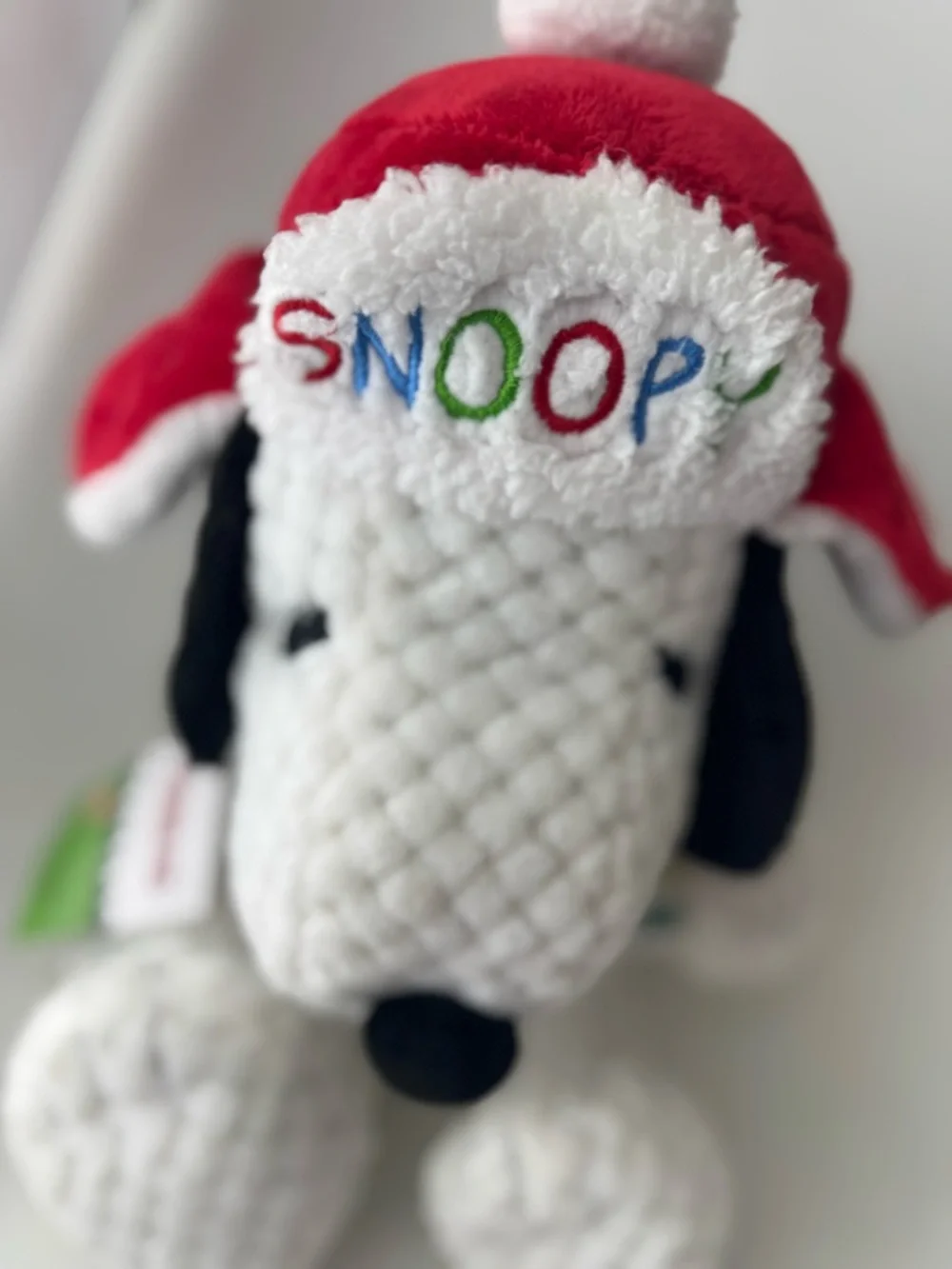 Peanuts Snoopy w/ Scarf & Trapper Hat Musical Light-Up 16" Plush 2022 - Picture 3 of 7